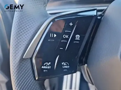 Photo 49 Peugeot 3008  Electrique 210 ch 73 kWh