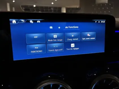 Photo 32 Mercedes Classe A  250 e Hybrid EQ 8G-DCT