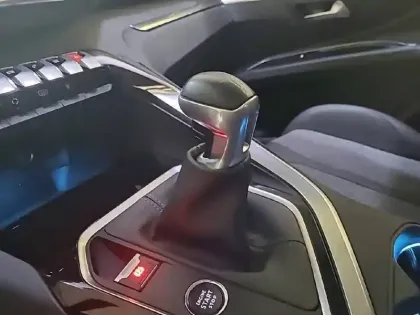 Photo 13 Peugeot 5008  BlueHDi 130ch S&S BVM6