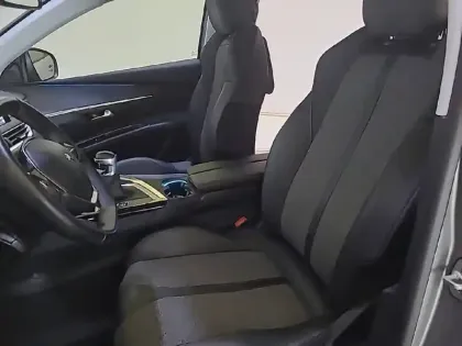 Photo 10 Peugeot 5008  BlueHDi 130ch S&S BVM6