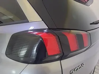 Photo 16 Peugeot 5008  BlueHDi 130ch S&S BVM6