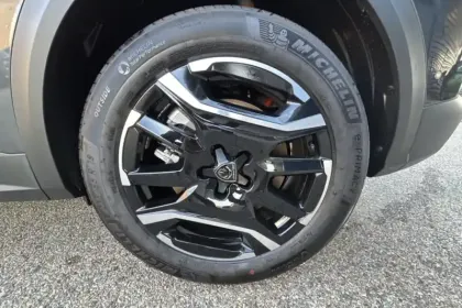 Photo 31 Peugeot 3008  Plug-in Hybrid 195 e-DCS7