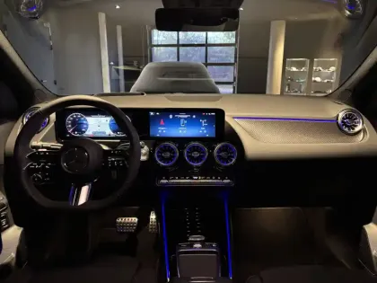 Photo 46 Mercedes GLA  250 e Hybrid EQ 8G-DCT
