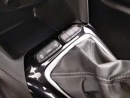 Photo 19 Opel Corsa  1.2 Turbo 100 ch BVM6