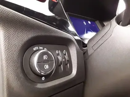 Photo 24 Opel Corsa  1.2 Turbo 100 ch BVM6