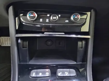 Photo 25 Opel Grandland X  Hybrid4 300 ch AWD BVA8