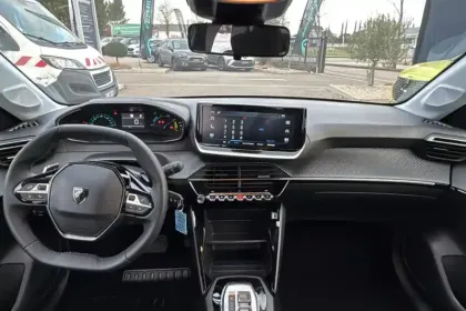 Photo 12 Peugeot 208  Hybrid 110 e-DCS6