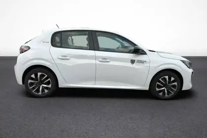 Photo 6 Peugeot 208  Hybrid 110 e-DCS6