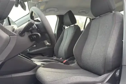 Photo 9 Peugeot 208  Hybrid 110 e-DCS6