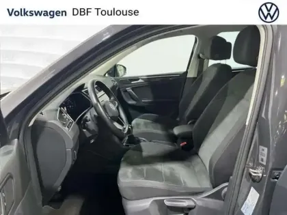 Photo 9 Volkswagen Tiguan 2.0 TDI 150ch DSG7 Elegance