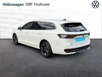 Photo 12 Volkswagen Passat NOUVELLE 1.5 EHYBRID 204CH DSG6 E
