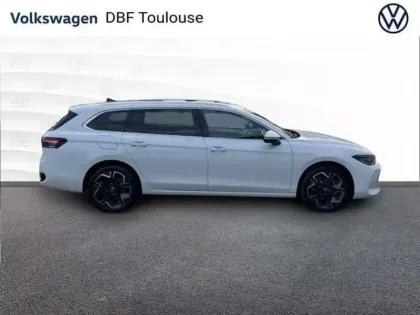 Photo 17 Volkswagen Passat NOUVELLE 1.5 EHYBRID 204CH DSG6 E