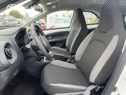Photo 11 Toyota Aygo 1.0 VVT-i 72 Dynamic