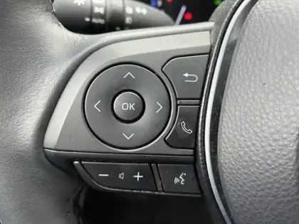 Photo 24 Toyota Corolla 122h Dynamic Business