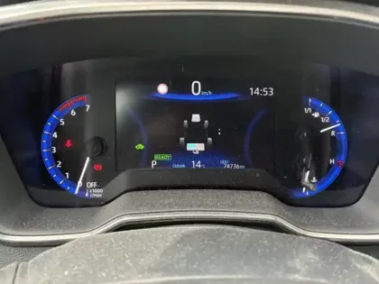 Photo 27 Toyota Corolla 122h Dynamic Business