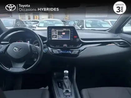 Photo 7 Toyota C-HR  1.8 Hybride 122ch Dynamic Ultimate E-CVT