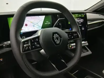 Photo 28 Renault Megane 220 ch autonomie confort GSR2 Techno