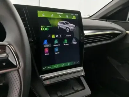 Photo 23 Renault Megane 220 ch autonomie confort GSR2 Techno