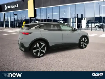 Photo 7 Renault Megane 220 ch autonomie confort GSR2 Techno