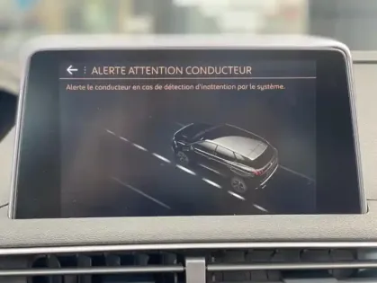 Photo 33 Peugeot 3008 II Puretech 130 S&amp;S GT LINE