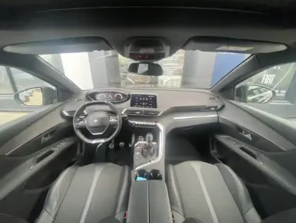 Photo 4 Peugeot 3008 II Puretech 130 S&amp;S GT LINE