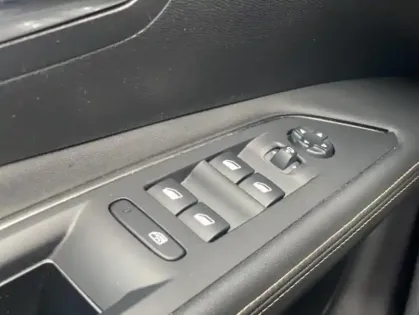 Photo 6 Peugeot 3008 II Puretech 130 S&amp;S GT LINE