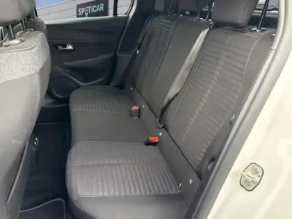 Photo 9 Peugeot 208  e- 136ch Style