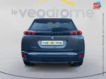 Photo 6 Peugeot 2008  1.2 PureTech 130ch S/S Active Radar AR Carplay