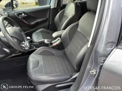 Photo 8 Peugeot 2008  1.2 PureTech 130ch E6.c GT Line S&S