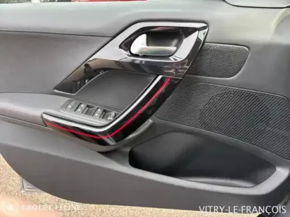 Photo 11 Peugeot 2008  1.2 PureTech 130ch E6.c GT Line S&S