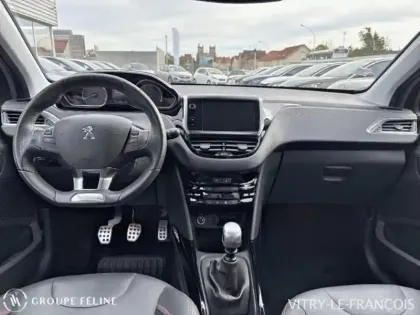 Photo 7 Peugeot 2008  1.2 PureTech 130ch E6.c GT Line S&S