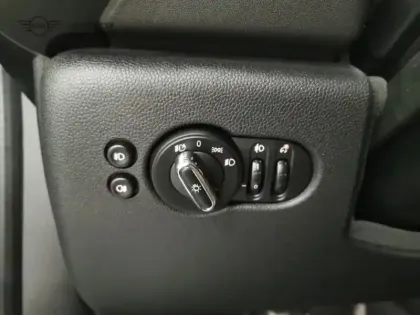 Photo 11 Mini Mini  5 Portes One 102ch Salt BVA7 110g