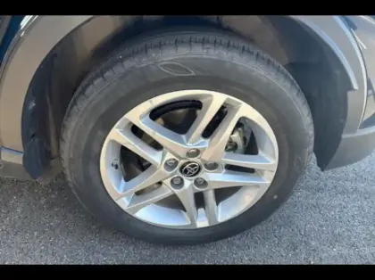 Photo 12 Toyota C-HR  2.0 Hybride 184ch Dynamic Ultimate E-CVT