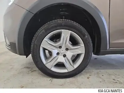 Photo 3 Dacia Sandero  0.9 TCe 90ch Stepway