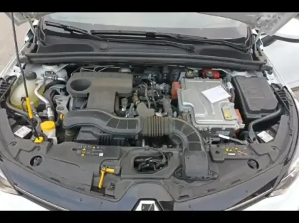 Photo 14 Renault Clio  1.6 E-Tech hybride 140ch Intens -21N