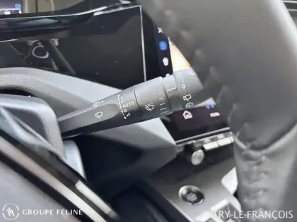 Photo 14 Peugeot 308  1.2 Hybrid 145ch Allure e-DCS6