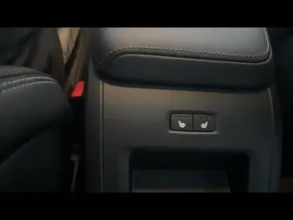 Photo 9 Volvo Xc60  T6 Hybride Rechargeable 253 + 145ch Ultra Style Dark Geartronic 8 AWD