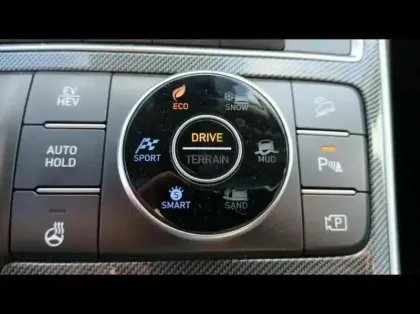 Photo 8 Hyundai Santa Fe  1.6 T-GDI 265ch Plug-In Executive BVA6 HTRAC