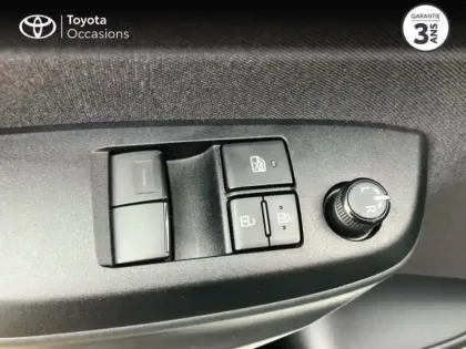 Photo 13 Toyota Yaris  70 VVT-i Dynamic 5p MY22