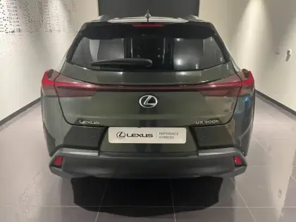 Photo 6 Lexus UX  300h Le 2WD Toit Ouvrant