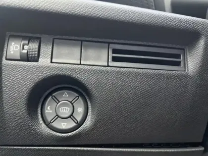 Photo 14 Citroën C4  1.2 Hybride 136ch S&S MAX Automatique