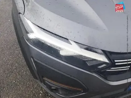 Photo 12 Dacia Jogger  1.0 ECO-G 100ch SL Extreme+ 5 places GPS Camera