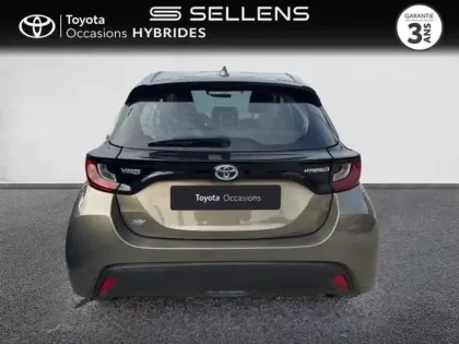 Photo 3 Toyota Yaris  116h Dynamic 5p MY22