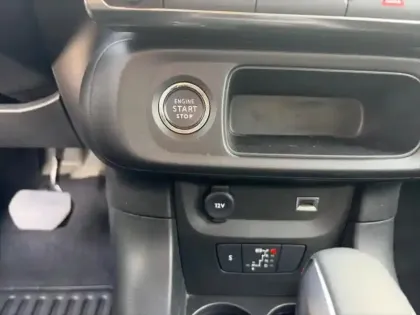 Photo 14 Citroën C3  1.2 PureTech 110ch S&S MAX Boite Automatique