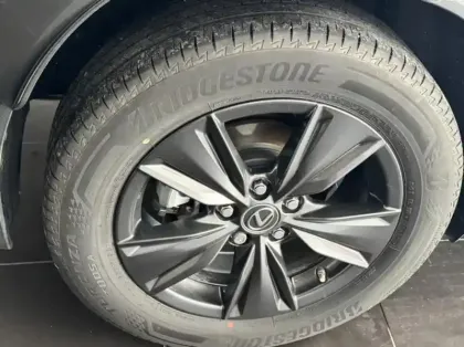 Photo 5 Lexus UX  250h Le 2WD