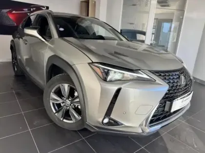 Photo 1 Lexus UX  250h Le 2WD