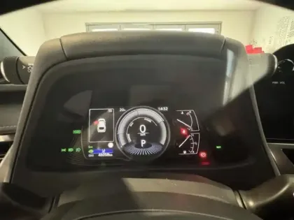 Photo 8 Lexus UX  250h Le 2WD