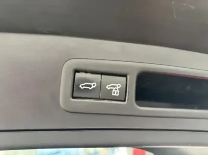 Photo 9 Lexus UX  250h Le 2WD