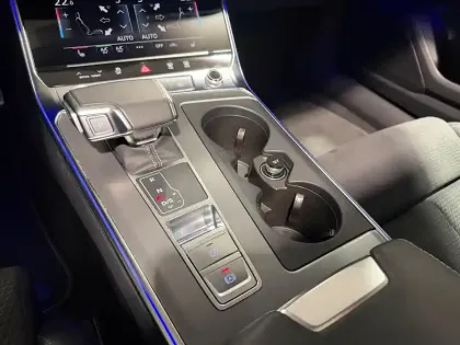 Photo 10 Audi A6  Avant 50 TFSIe 299 ch S tronic 7 Quattro