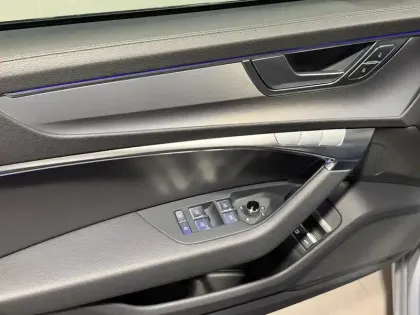 Photo 9 Audi A6  Avant 50 TFSIe 299 ch S tronic 7 Quattro